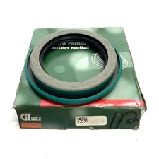 New Chicago Rawhide CR Seal Double Lip Oil Seal 35098