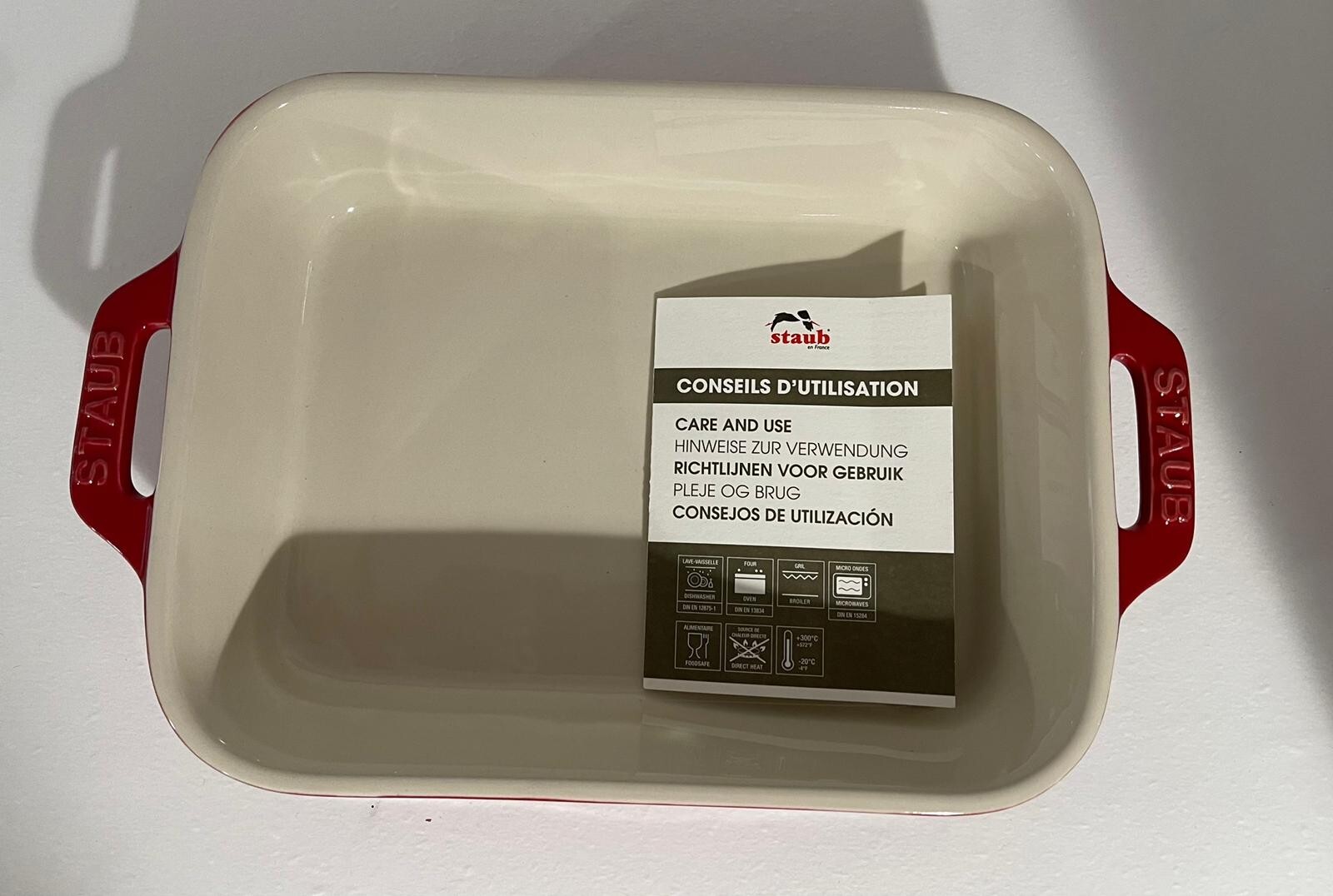 BRAND NEW Staub Red Rectangular Ceramic Baking Dish 7.5"L x 6"D x 2"H 1