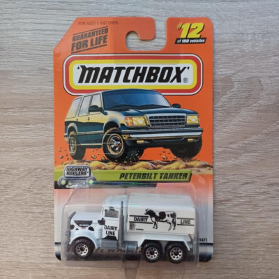 Matchbox 1/64 Diecast 12/100 Dairy Line Peterbilt Tanker US Shipping Only