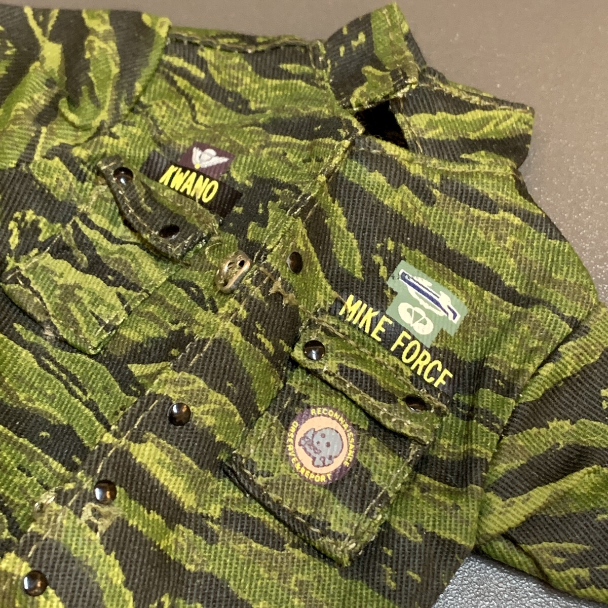 2 Suits 1/6 Scale Vietnam Tiger Stripe Camo Ranger & Black Uniform