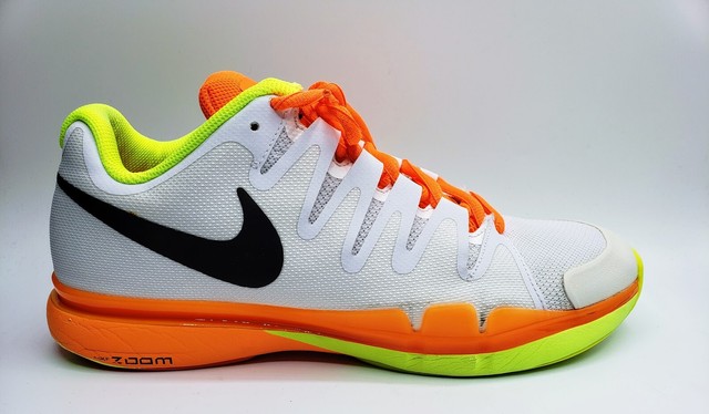 size 10 men's tennis shoes