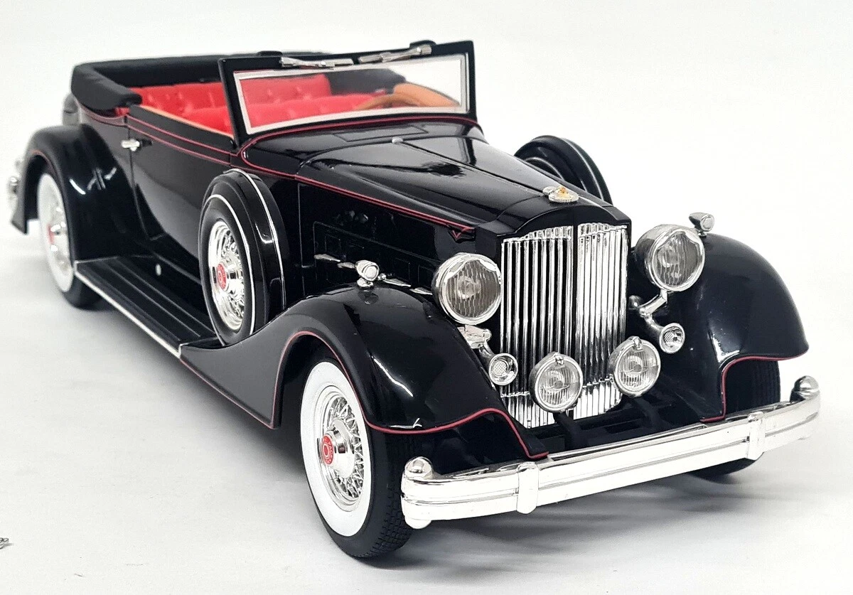 Anson 1 18 Packard 1934 Open Convertible Black Diecast Scale