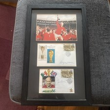 Bobby Moore ,Bobby Charlton,Ray Wilson.Football Legends,Hand Signed Framed