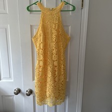 Lulus Large Yellow Dress Knee Length Lace Lined