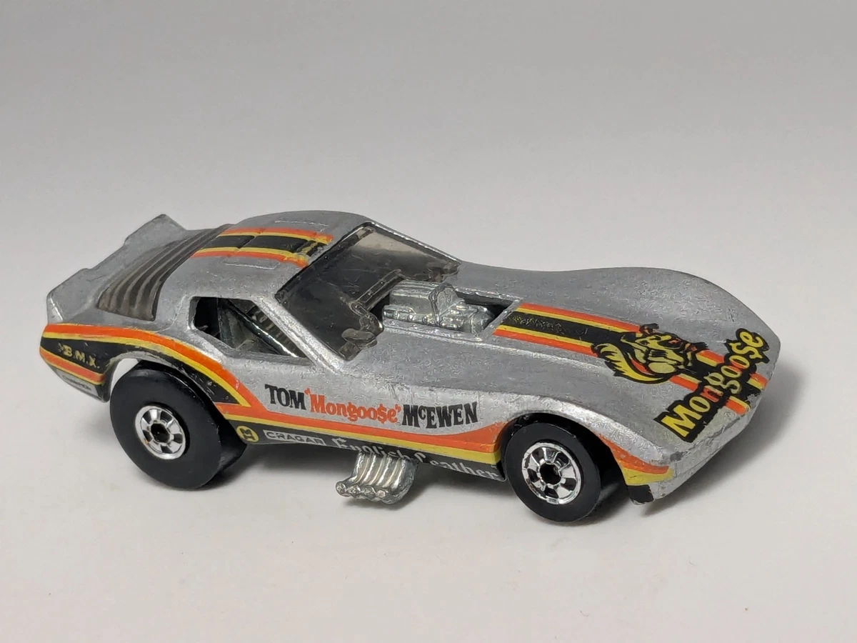 HotWheels ARMY FUNNY CAR ホットウィール　ヴィンテージ 25+ Hot Wheels 1977 Funny Car In Vintage Manufacture Diecast Cars