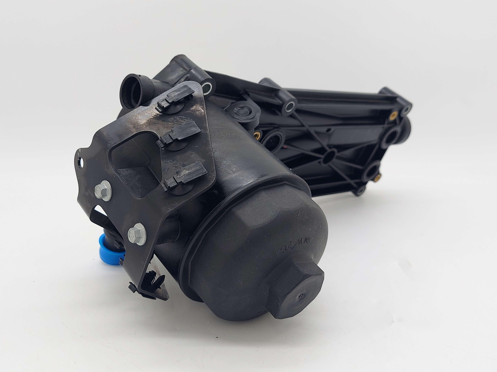 2020 Mclaren 720s Spider Engine Oil Filter Housing 00094493