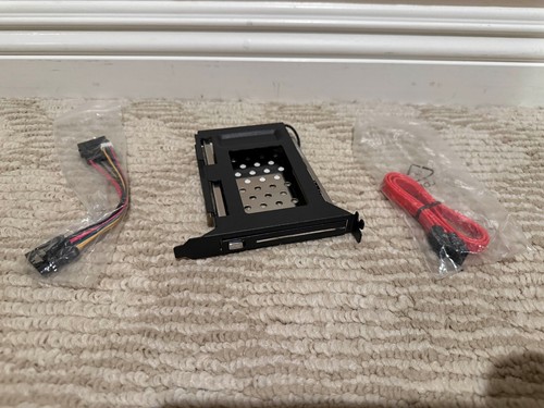 Bahía de disco duro extraíble SATA StarTech de 2,5" para ranura de expansión de PC - Imagen 1 de 3