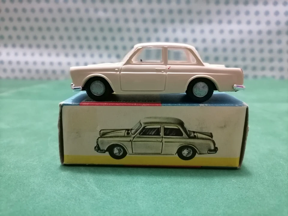 Volkswagen 1500 - винтажный Politoys APS N° 46, сделано в Италии 1963 - Изображение 2 из 4