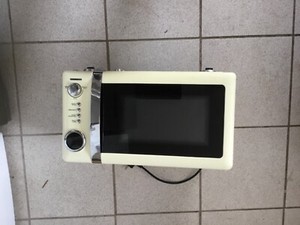 Landhaus , Mikrowelle in vanille, Inclusive Drehteller, wegen Umbau