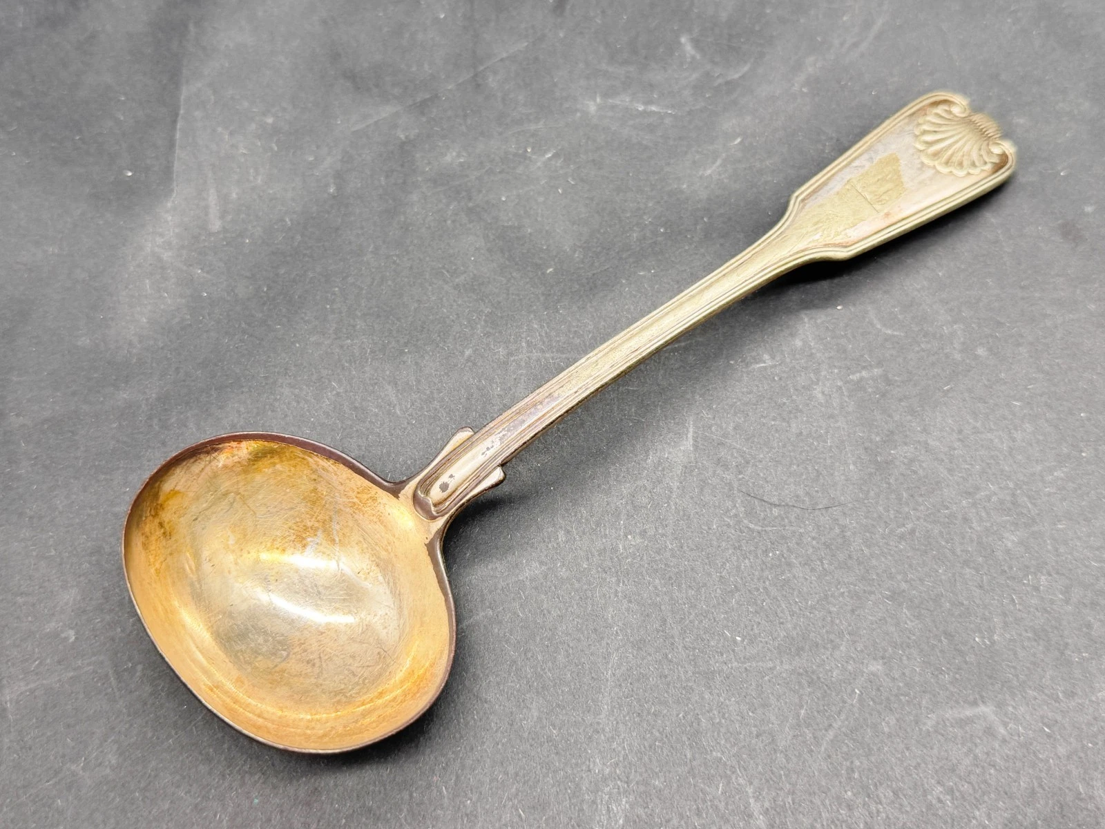 VINTAGE SILVER PLATED LADLE SHELL PATTERN SMALL SAUCE GRAVY SERVING SPOON