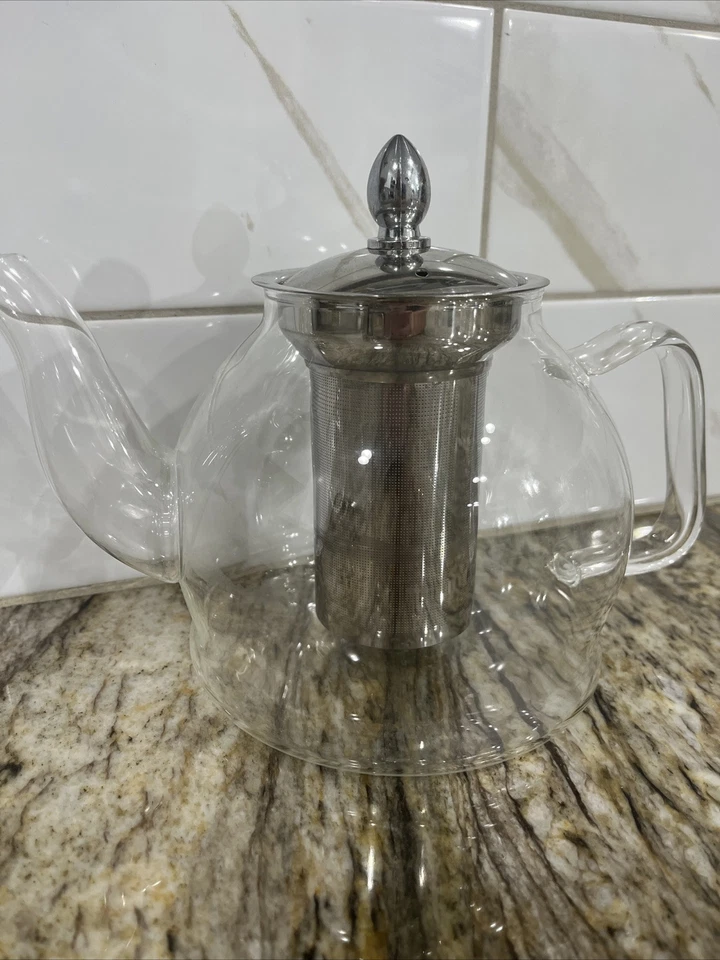Tetera de vidrio con filtro extraíble de acero inoxidable 6 1/4" H usada en excelente estado Foto 3 de 4