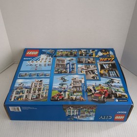 LEGO CITY Police Station (60047)