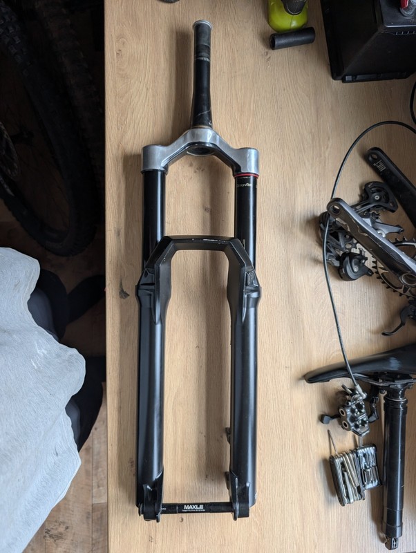 Rockshox Zeb R 29 170mm