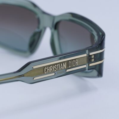 ?️ New Dior DIORSIGNATURE S9U 55F2 Sunglasses - Shiny Green Frame New Dior DIORSIGNATURE S9U 55F2 Shiny Green/Brown Green  main image 2