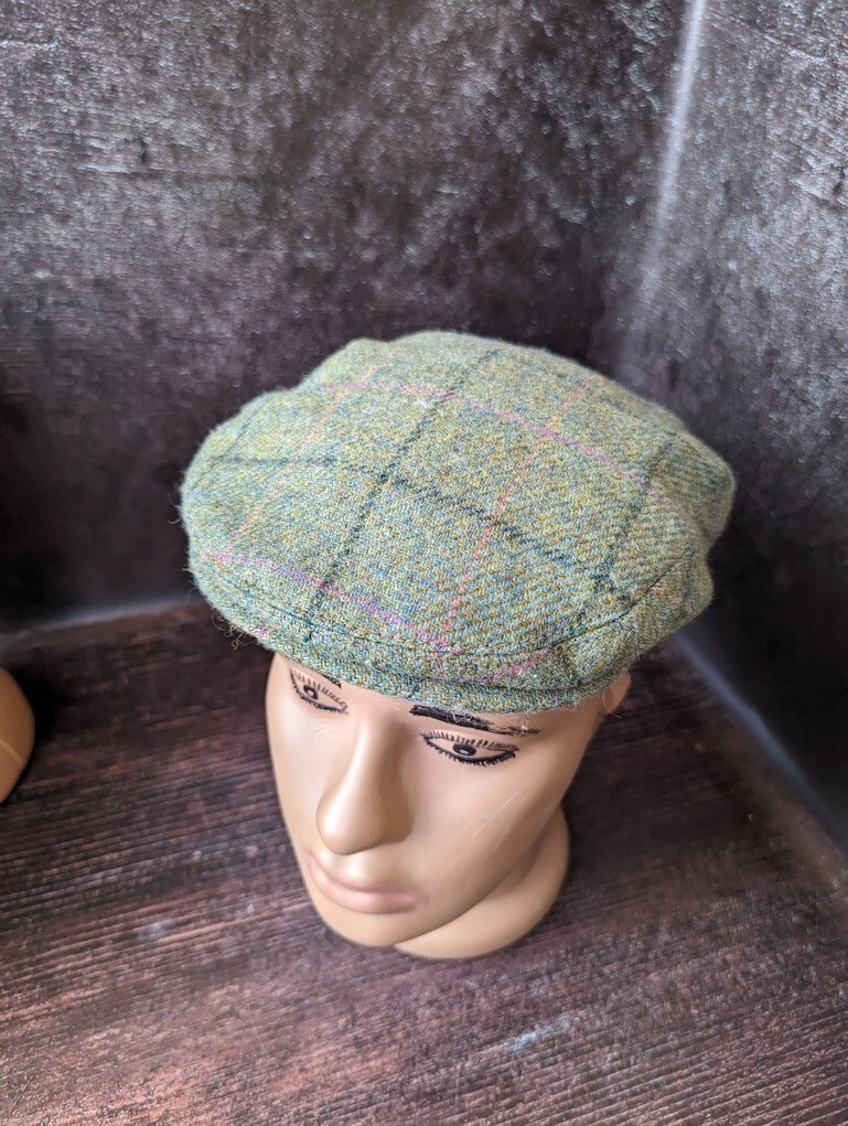 The Original Yorkshire Clothing Company Limited Green flat cap