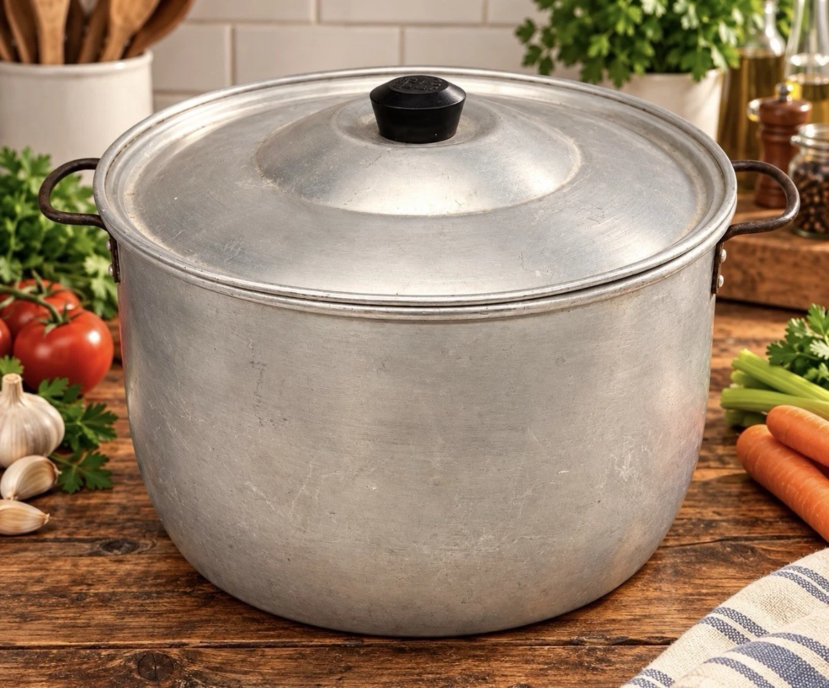 25+ Wear Ever Pot In Collectible Aluminum Cookware for sale