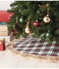 48" Plaid Christmas Tree Skirt w/Faux Fur Trim Red/Green Plaid- Wondershop NEW