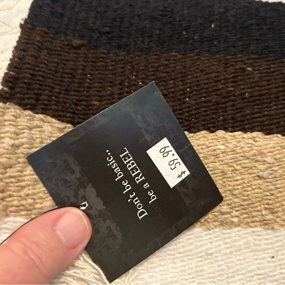 Manta Rebel Heart Co. Colores Naturales Nueva con Etiquetas Foto 3 de 4