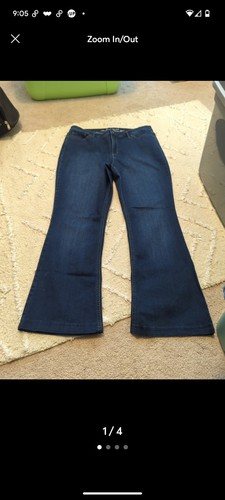 Women's Jeans Gloria Vanderbilt brand Bootcut size 12