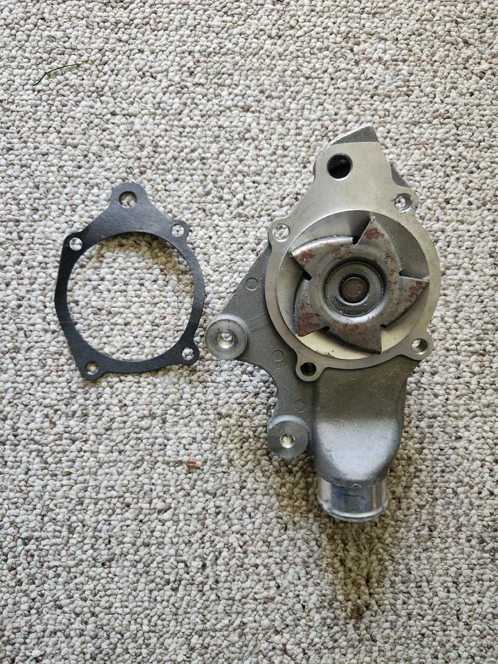 NUEVO MOTOR CARDONE BOMBA DE AGUA 58-352 87-90 Jeep Cherokee 4.0L Foto 2 de 2