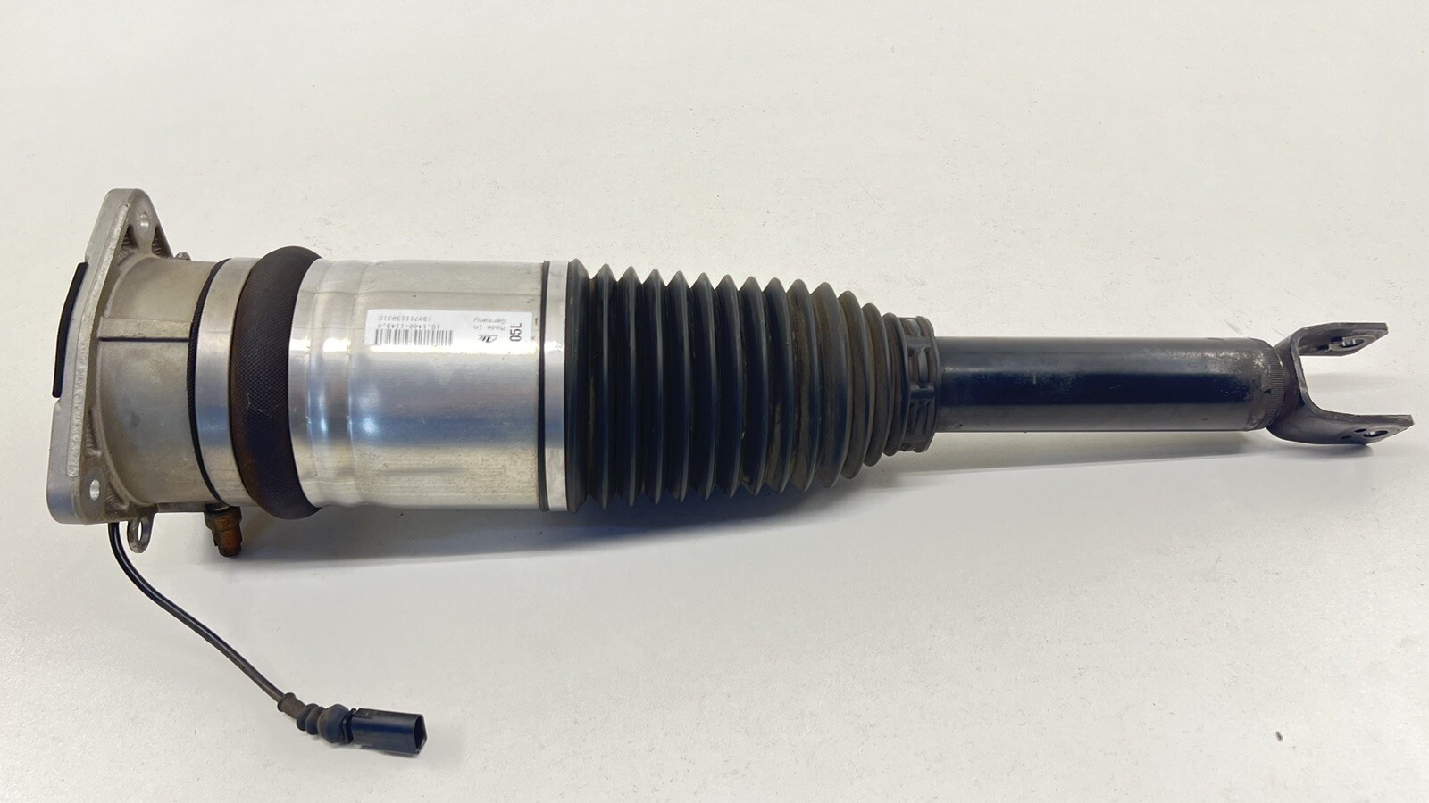 13-18 BENTLEY FLYING SPUR LEFT AND RIGHT REAR AIR SHOCK ABSORBER SUSPENSION OEM