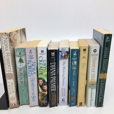 10 PB Romantic Suspense Books-Various Authors Danielle Steel Nora Roberts & More