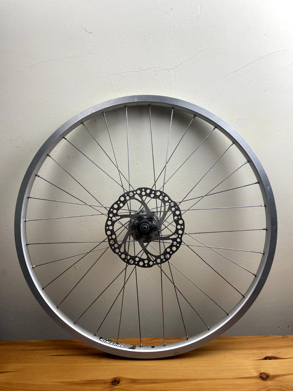 RYDE SPUTNIK 26" REAR DISC RIM SHIMANO DEORE XT HUB FH-M755 TOURING MTB WHEEL