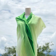 Cashmere Scarf "Tulsi         " - Handmade from Nepal, Wrap, Ombr  Design
