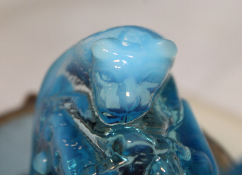 Scarpa per unghie Fenton blu opalescente con testa di gatto - Foto 6 di 9