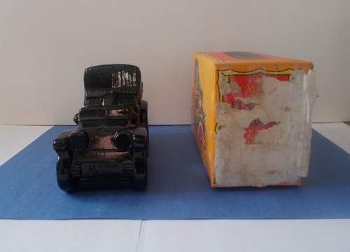Vintage Avon Electric Charger Leather After Shave Car Decanter 1970-72 - Picture 4 of 6