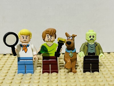 Lego Scooby Doo Minifigures Lot Fred-Shaggy-Scooby -Zombie