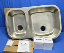 Ruvati RVM4400 Undermount 16 Gauge 32 in. Kitchen Sink Double Bowl
