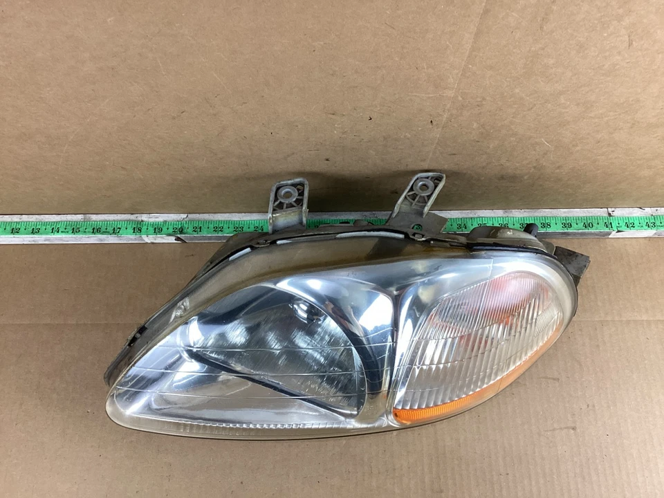 Передняя левая фара в сборе со стороны водителя для Honda Civic 1996-1998 годов выпуска - Изображение 4 из 4