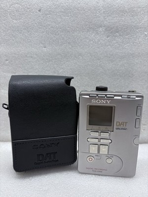 Original SONY TCD-D100 DAT Walkman   Optisch Gut High End defekt/für Bastler