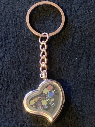Rose Gold Heart Locket Keychain Keyring with Mini Heart Charms - Picture 5 of 7