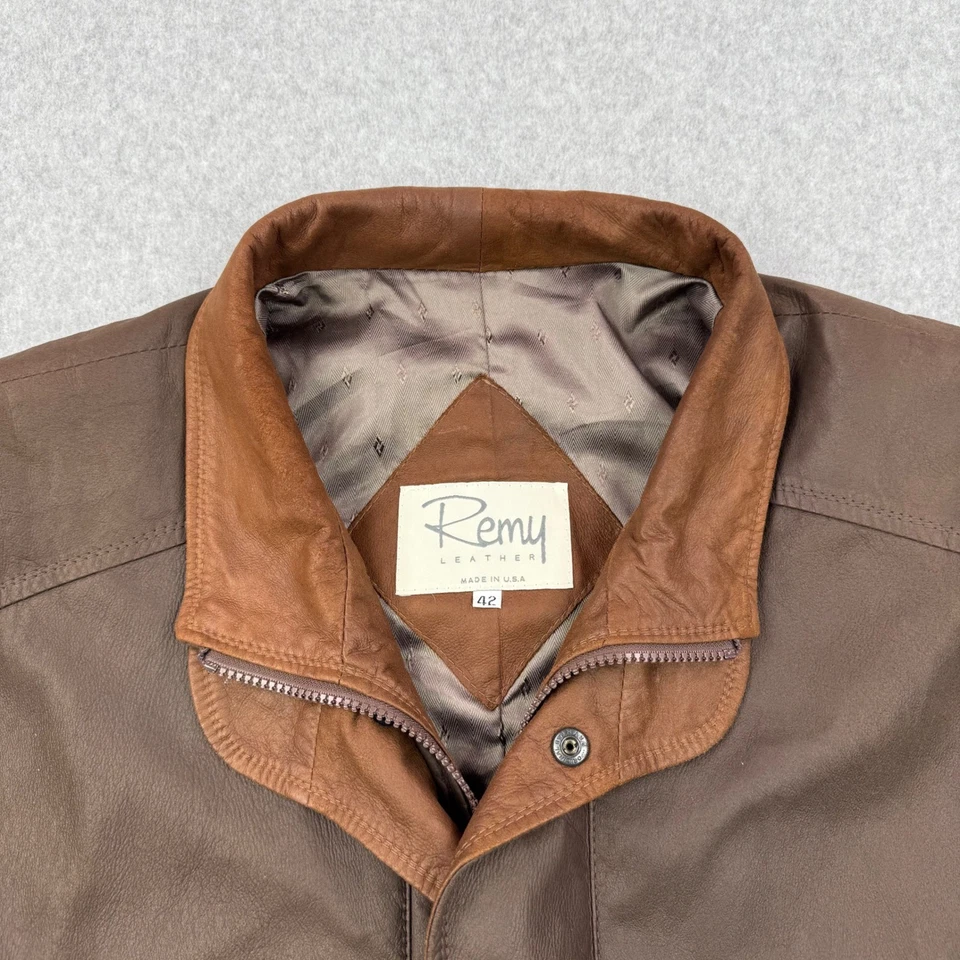 Chaqueta Remy De Colección Para Hombres 42 Marrón Cuero Suave Bombardero Cremallera Completa Hecha en EE. UU. Foto 3 de 4