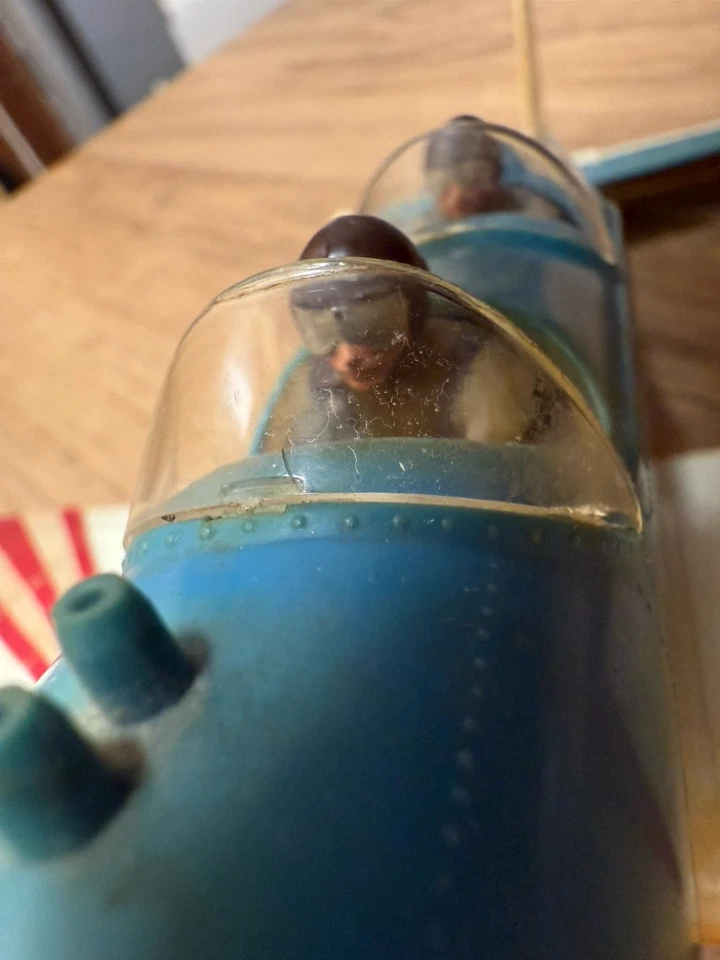 Modelo de avión Cox Ryan Trainer de colección de los años 60 con motor .020, acelerador y pilotos Foto 4 de 4