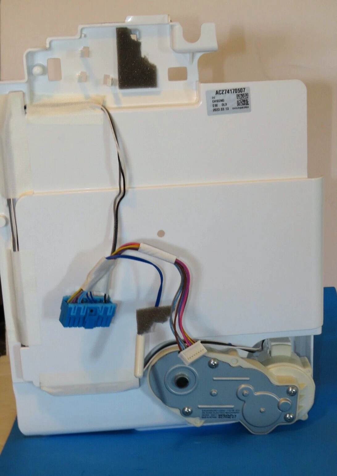 LG Refrigerator LCFC26X: Auger Motor & Housing Assembly (EAU65062901) (P7290)
Opens in a new window