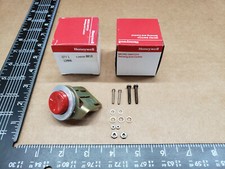 (Qty = 1) 12MA6 Honeywell, Panel Mount Pushbutton Actuator Switch (Red)