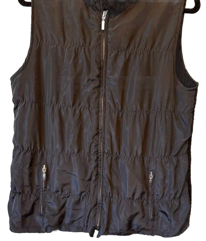 Chaleco Chico's Talla 1 Mediano Negro Piel Sintética Forrado Cuello Sin Mangas Cremallera Completa Foto 2 de 4