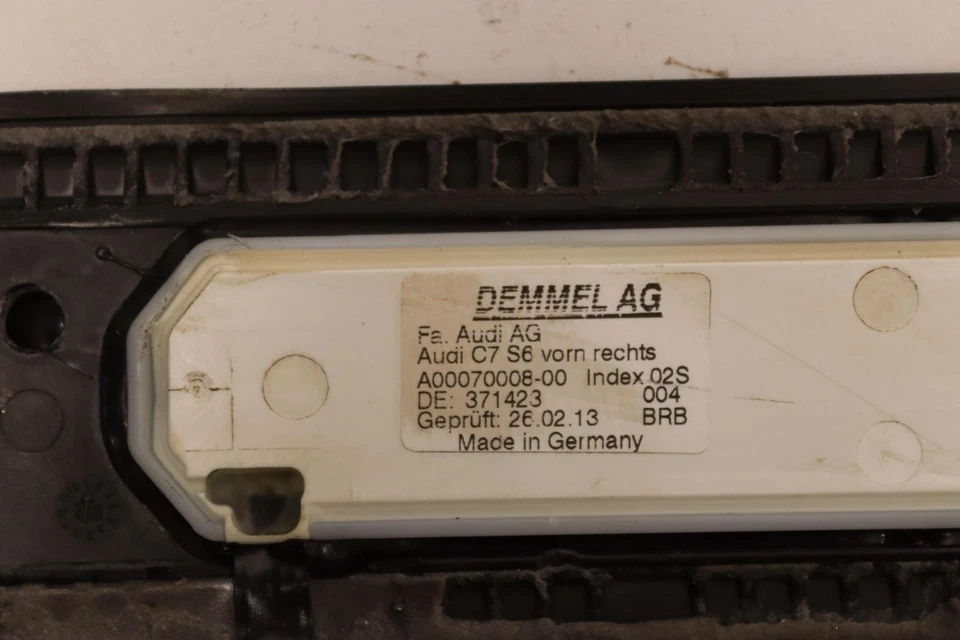 AUDI S6 C7 2013-2015 PANEL PLACA DE DESGASTE UMBRAL PUERTA LADO PASAJERO DELANTERO DERECHO OEM Foto 4 de 4