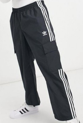 Brand New ADIDAS Originals Adicolor Classics 3 Stripes Cargo Pants - Black  XS
