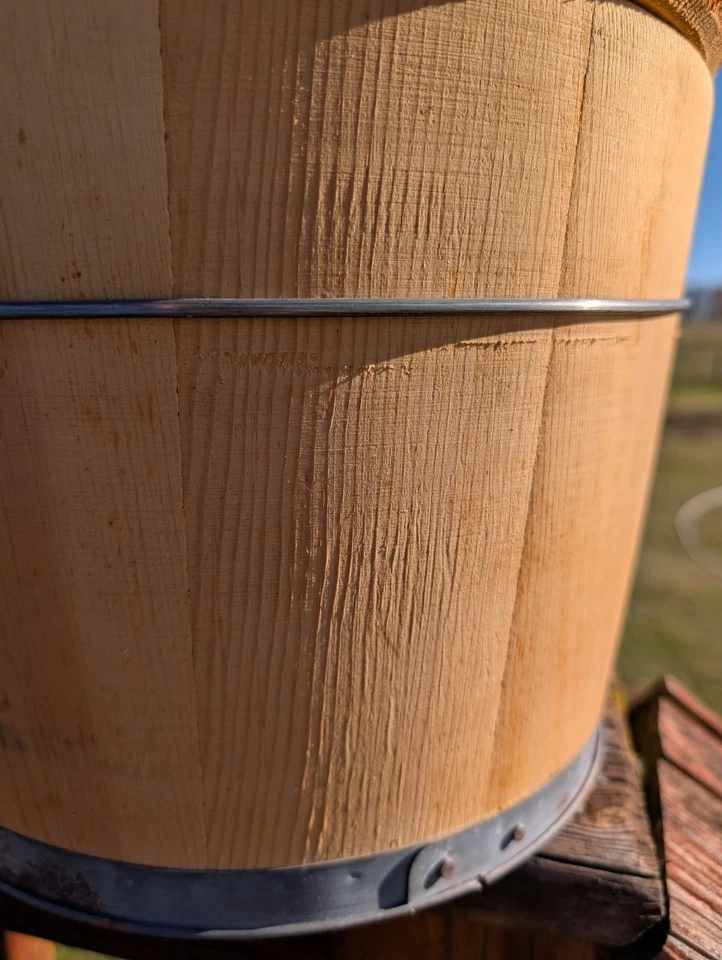 WI Barn Vintage? Antique? New? Wood Slotted Pail With Cover Lid No Handle - Image 3 of 4