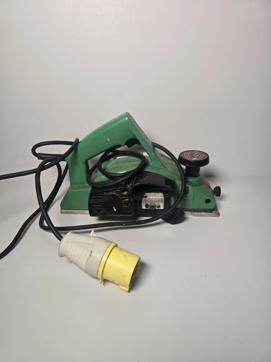 Fichier STL Hitachi P20SA2 aspirateur de poussière / port d'aspiration