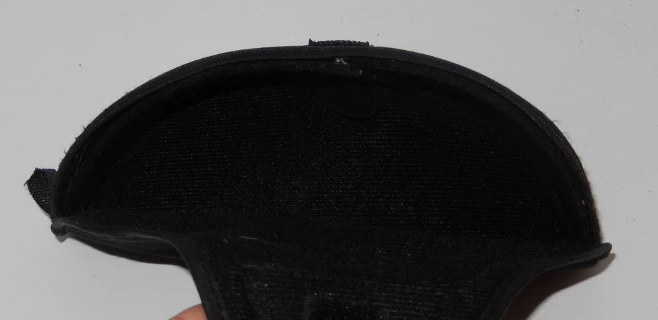 Estuche para gafas de sol Bolle negro rojo Foto 3 de 3