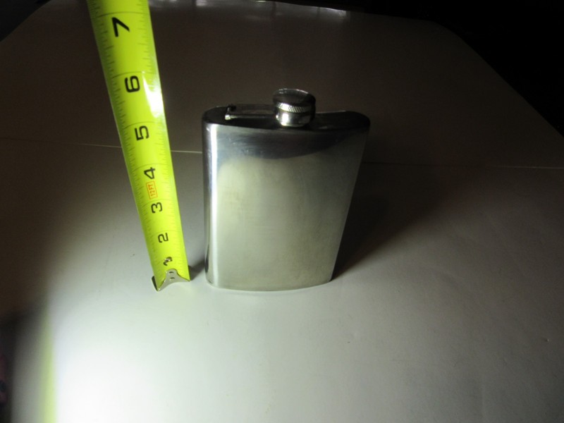 Nice Stainless Steel Hip Flask Smooth Finish 8 oz
