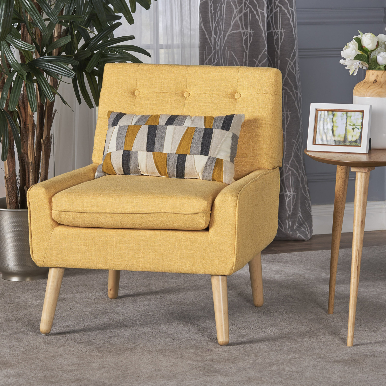 Modern Chair Offering Stylish Comfort and Perfect Seating for Any Space