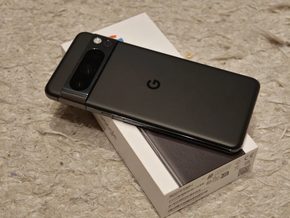 Google Pixel 8 Pro GC3VE - 128GB - Schwarz (Ohne Simlock) Super Zustand!  - Bild 1 von 4