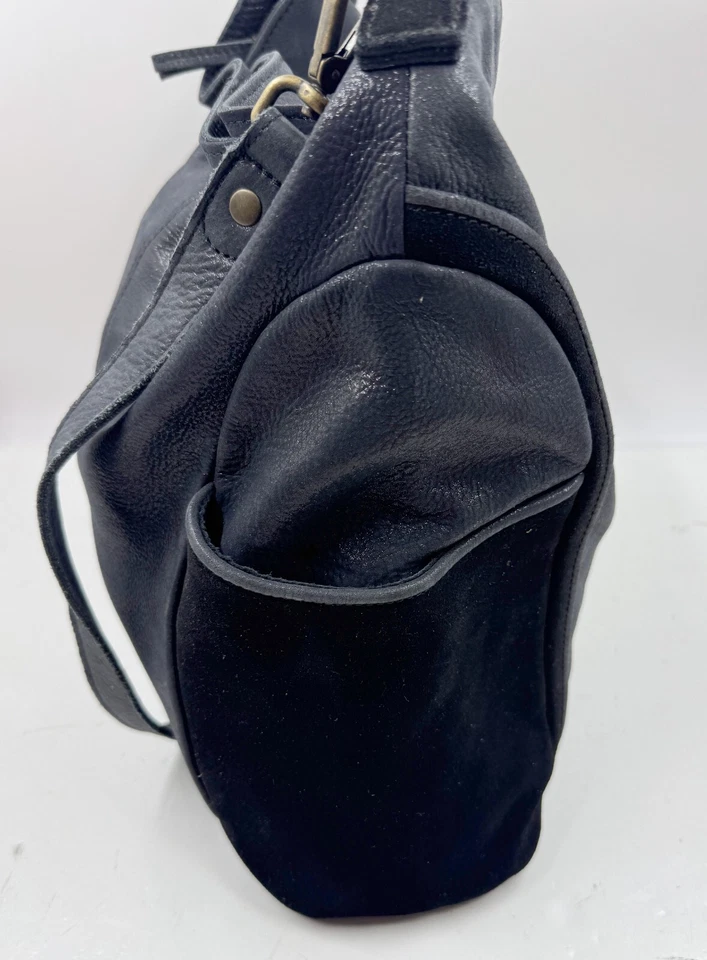 Bolsa de mão Liebeskind Berlin feminina preta destacável ajustável tiracolo - Imagem 4 de 4