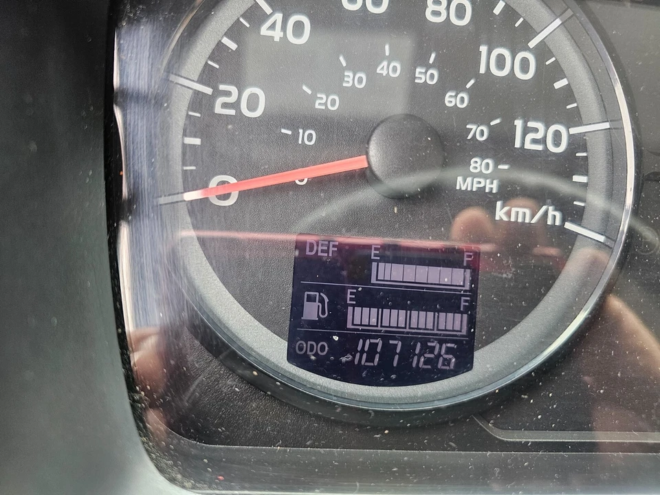 Hino 338 - Image 2 of 4